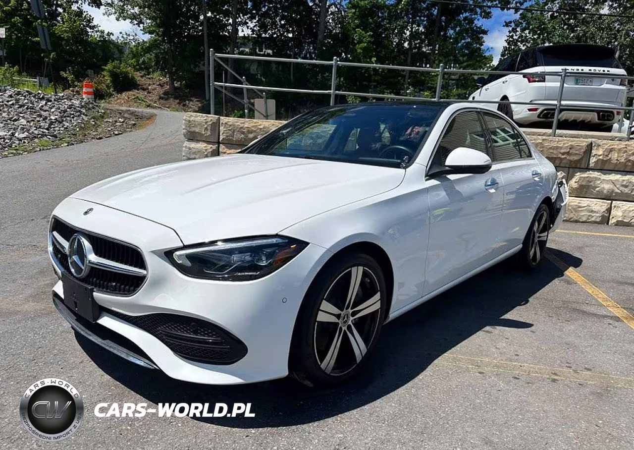 2025 Mercedes-Benz C 300 4Matic – zdjęcie 1 z 10