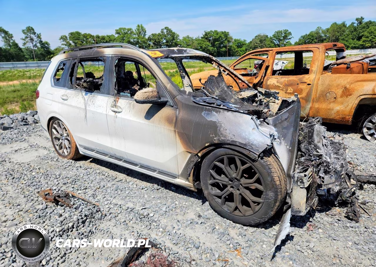 2021 BMW X7 xDrive40I VIN:5UXCW2C03M9F25334 - 4