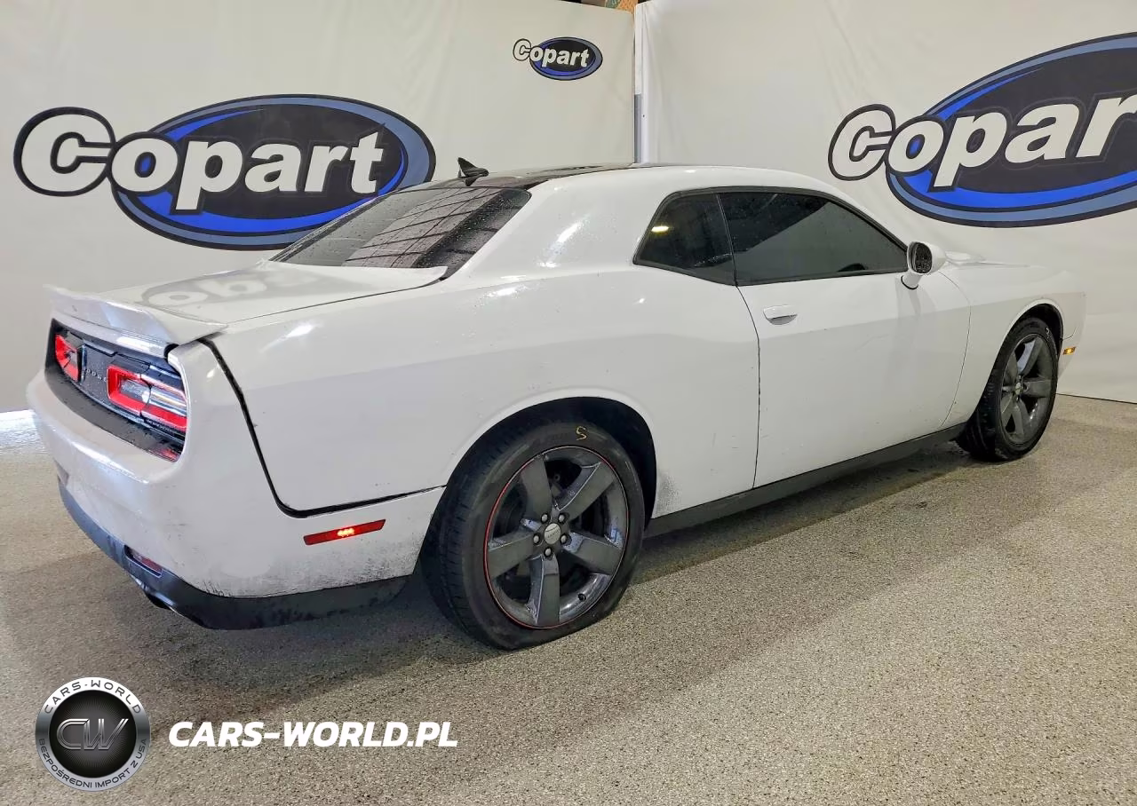 2018 Dodge Challenger Sxt VIN:2C3CDZAG7JH287081 - 3