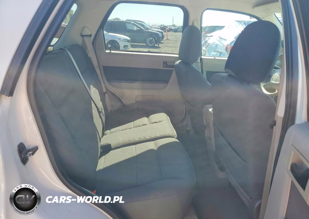 2009 Ford Escape Hybrid VIN:1FMCU49359KA89700 - 10