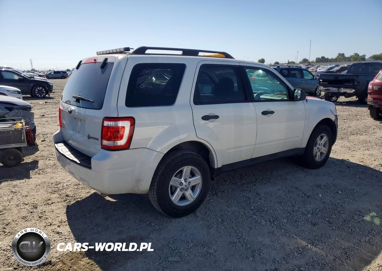 2009 Ford Escape Hybrid VIN:1FMCU49359KA89700 - 3