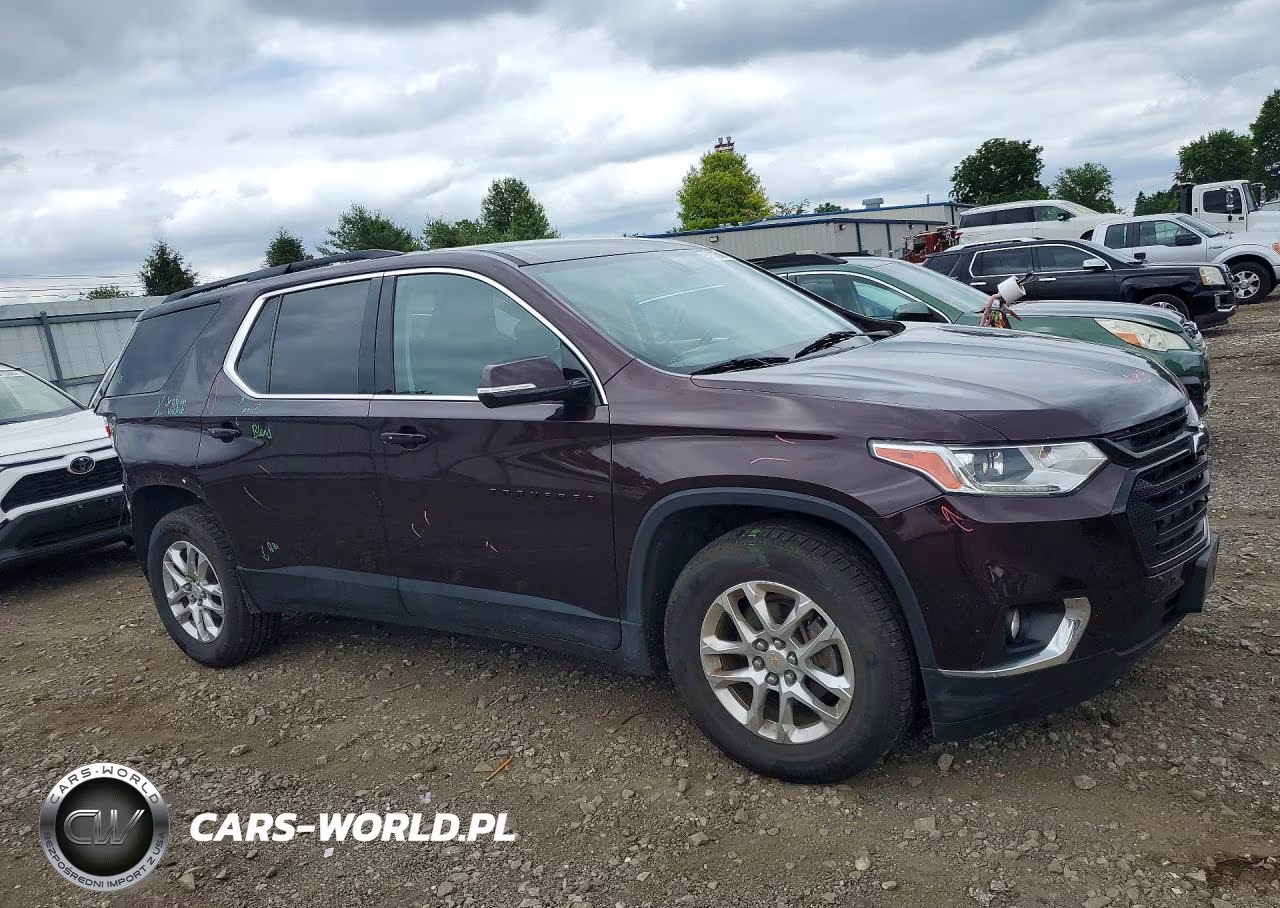 2019 Chevrolet Traverse Lt VIN:1GNERGKW9KJ228783 - 4