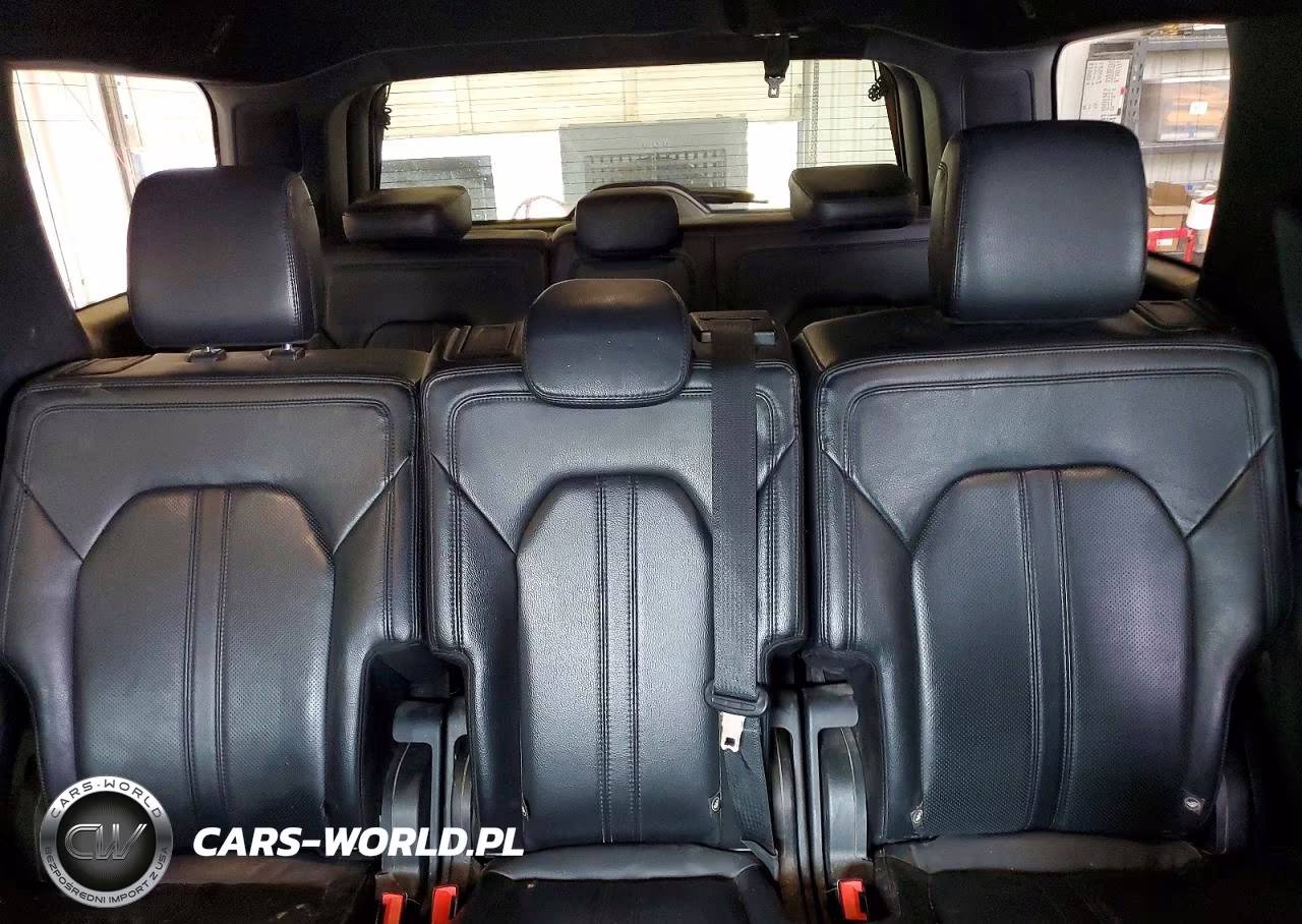 2019 Ford Expedition Limited VIN:1FMJU2AT0KEA10574 - 10