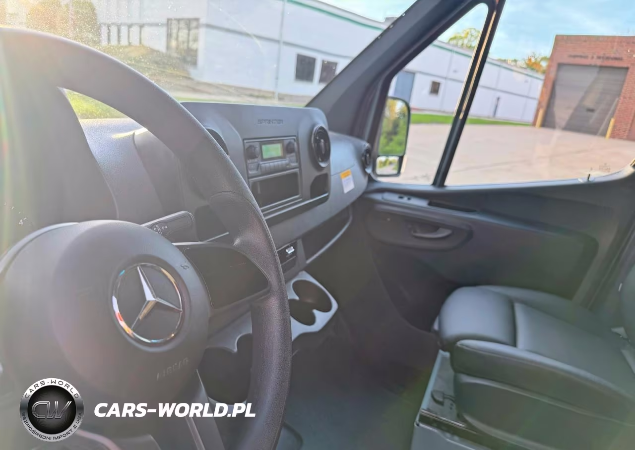 2023 Mercedes-Benz Sprinter 2500 VIN:W1Y4NDHY7PT136876 - 9