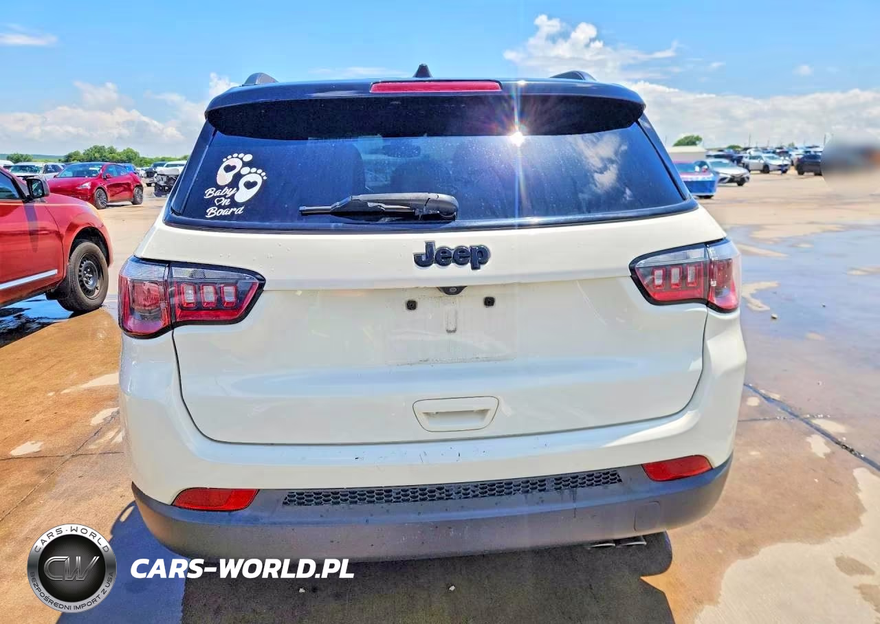 2019 Jeep Compass Latitude VIN:3C4NJCBBXKT612893 - 6