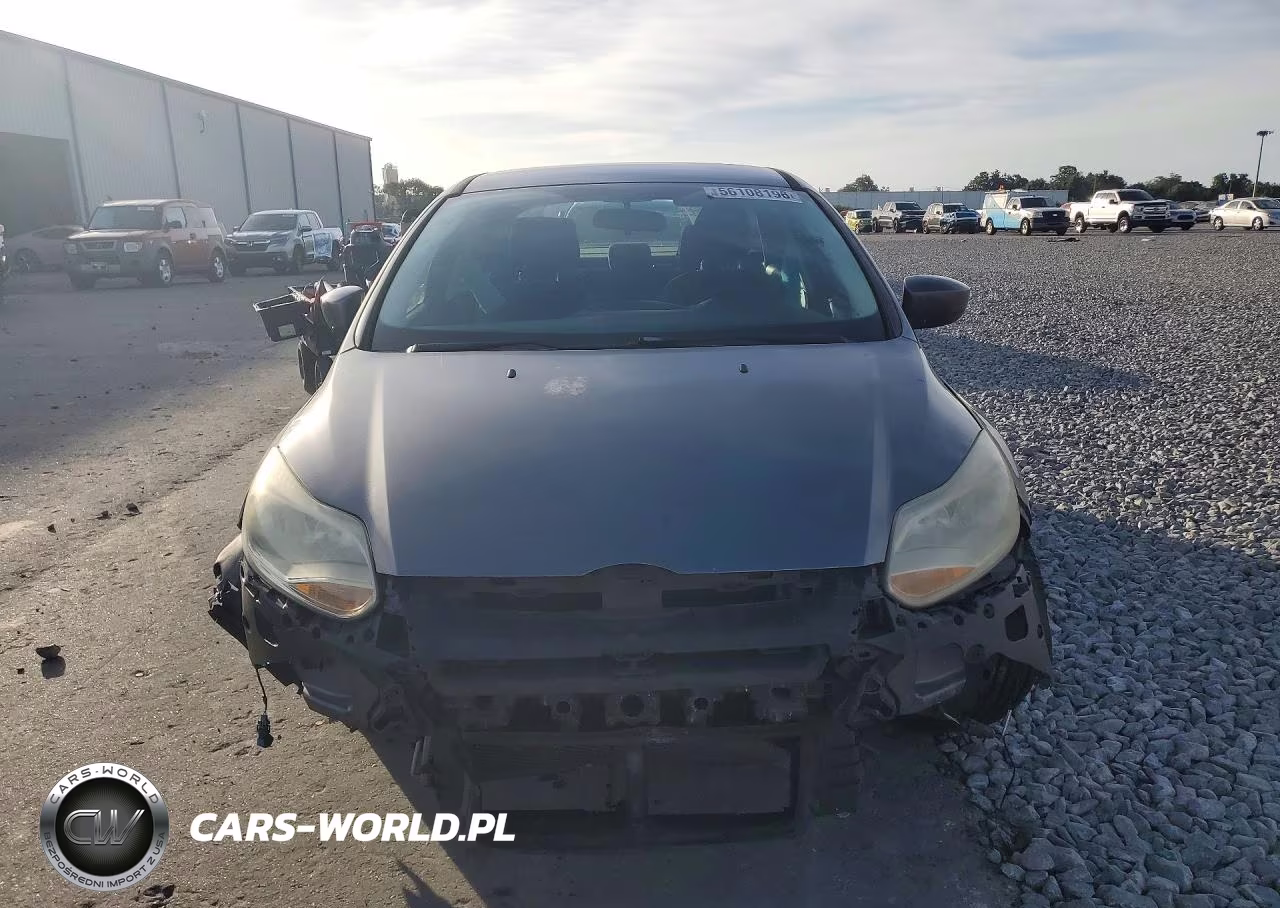 2012 Ford Focus Se VIN:1FAHP3F23CL204924 - 5