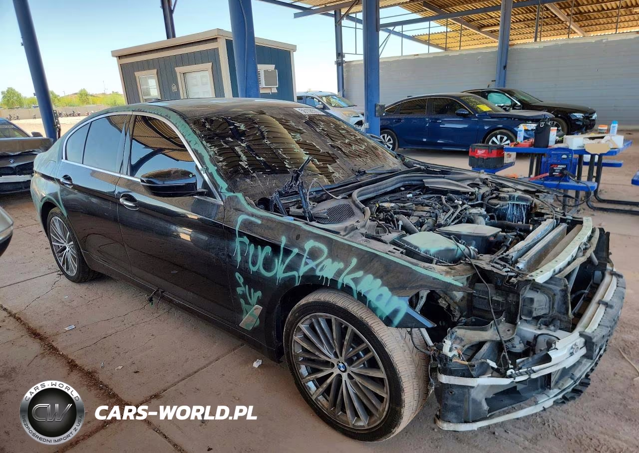 2018 BMW 530 I VIN:WBAJA5C58JWA35633 - 4