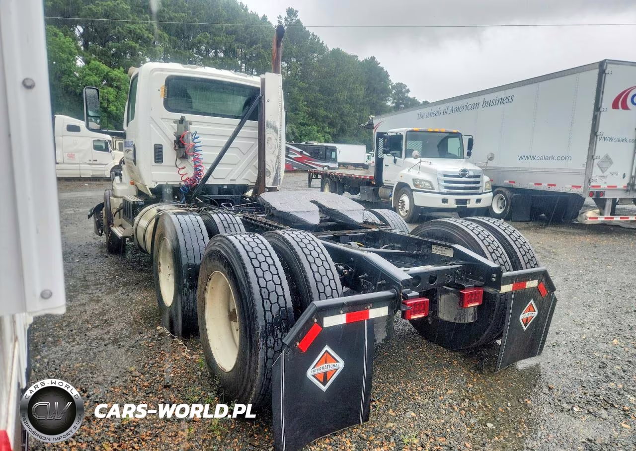 2018 International Lt625 Semi Truck VIN:3HCDZAPR7JL472043 - 3