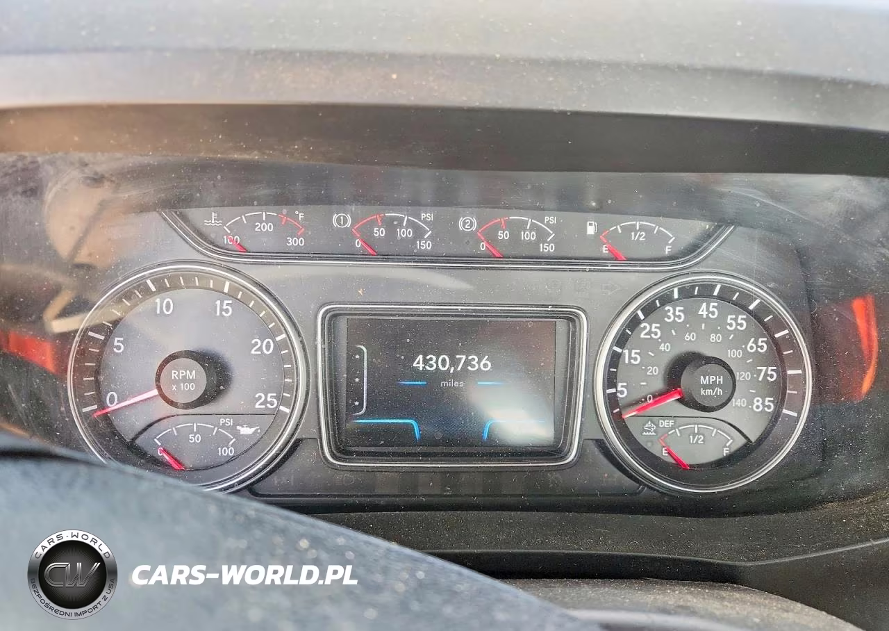2018 International Lt625 Semi Truck VIN:3HCDZAPR7JL472043 - 8