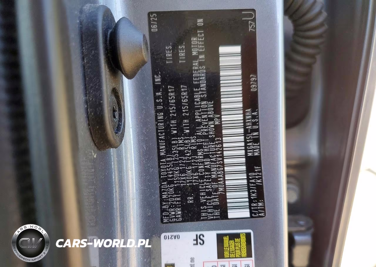 2025 Toyota Corolla Cross L VIN:7MUAAABG7SV142613 - 13
