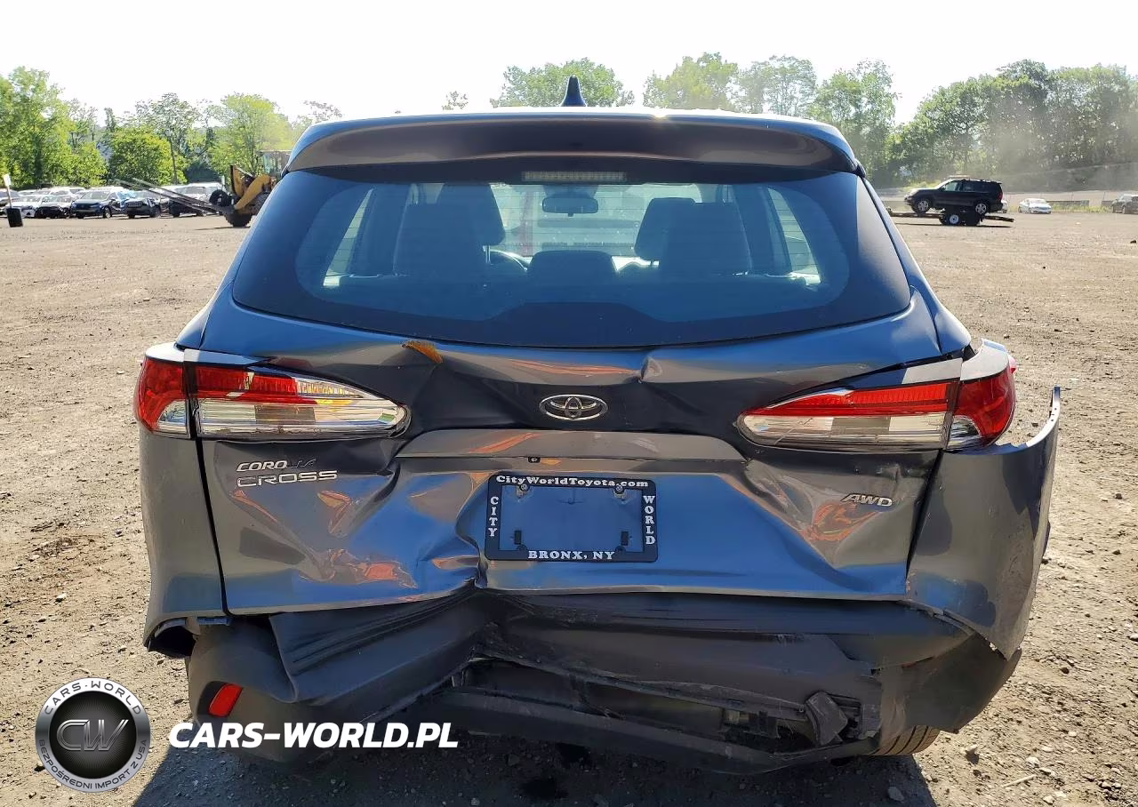 2025 Toyota Corolla Cross L VIN:7MUAAABG7SV142613 - 6