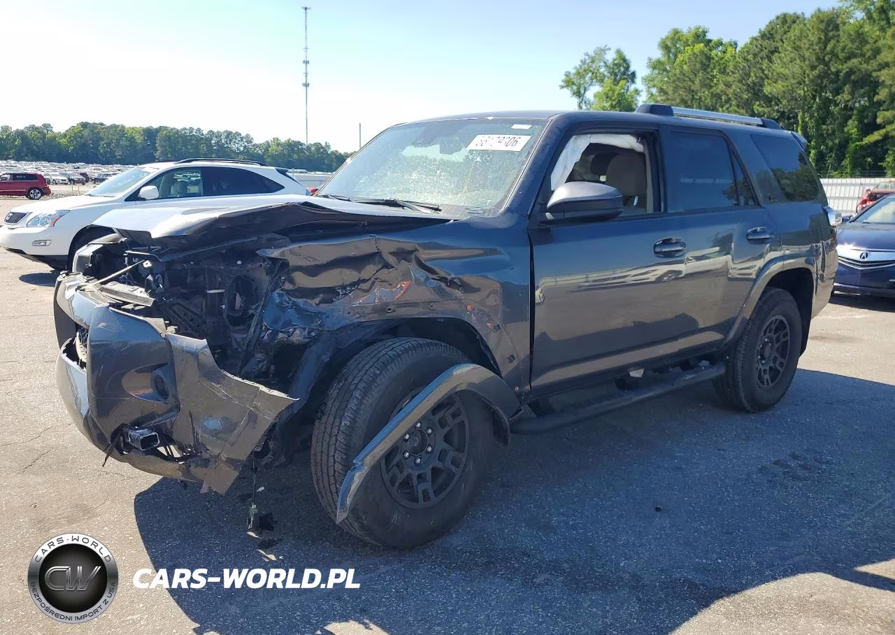 2022 Toyota 4Runner Sr5 – zdjęcie 1 z 13