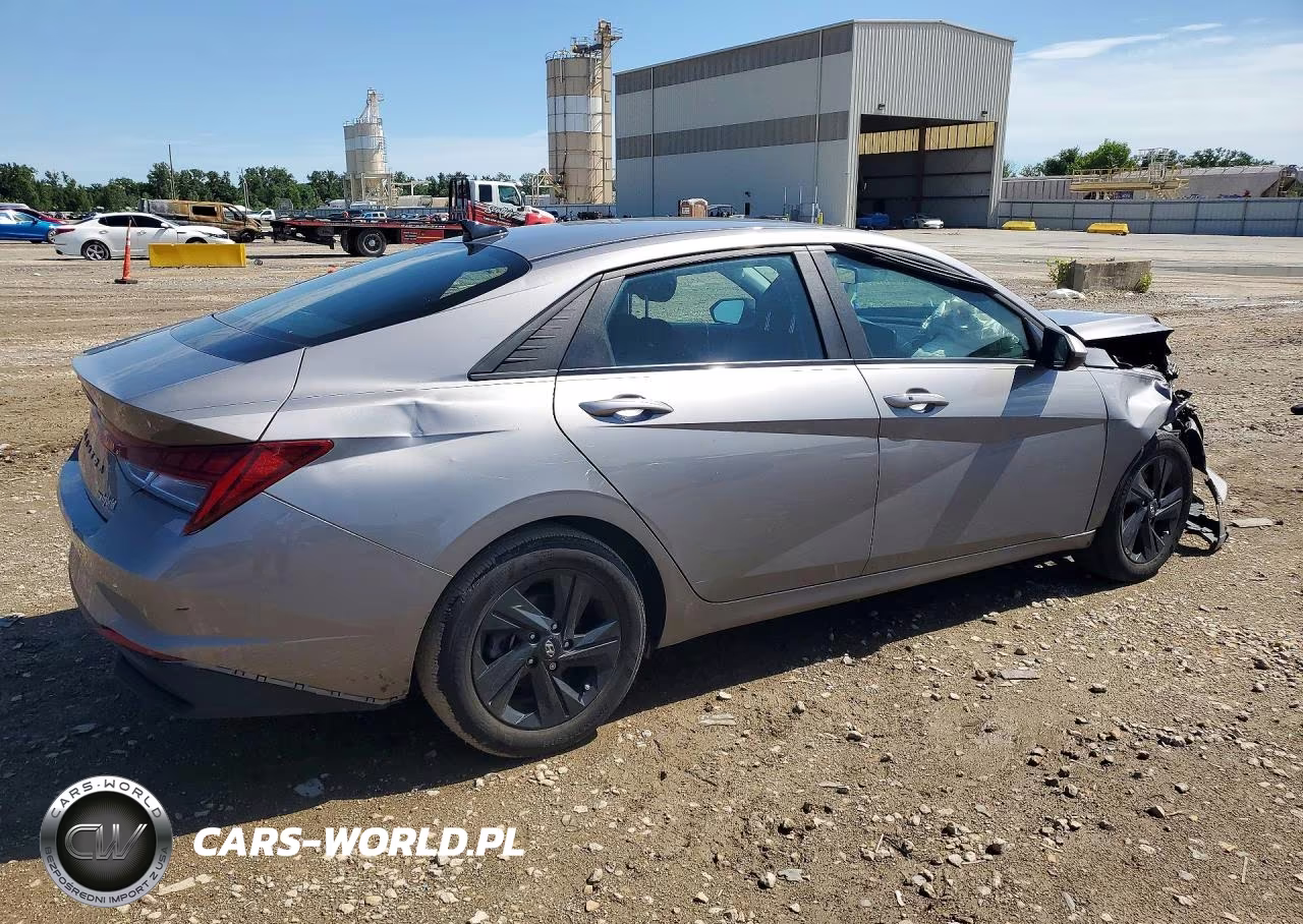 2023 Hyundai Elantra Blue VIN:KMHLM4AJXPU091230 - 3
