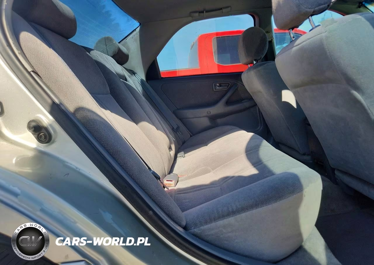 2000 Toyota Camry Ce VIN:4T1BG22K4YU696764 - 10