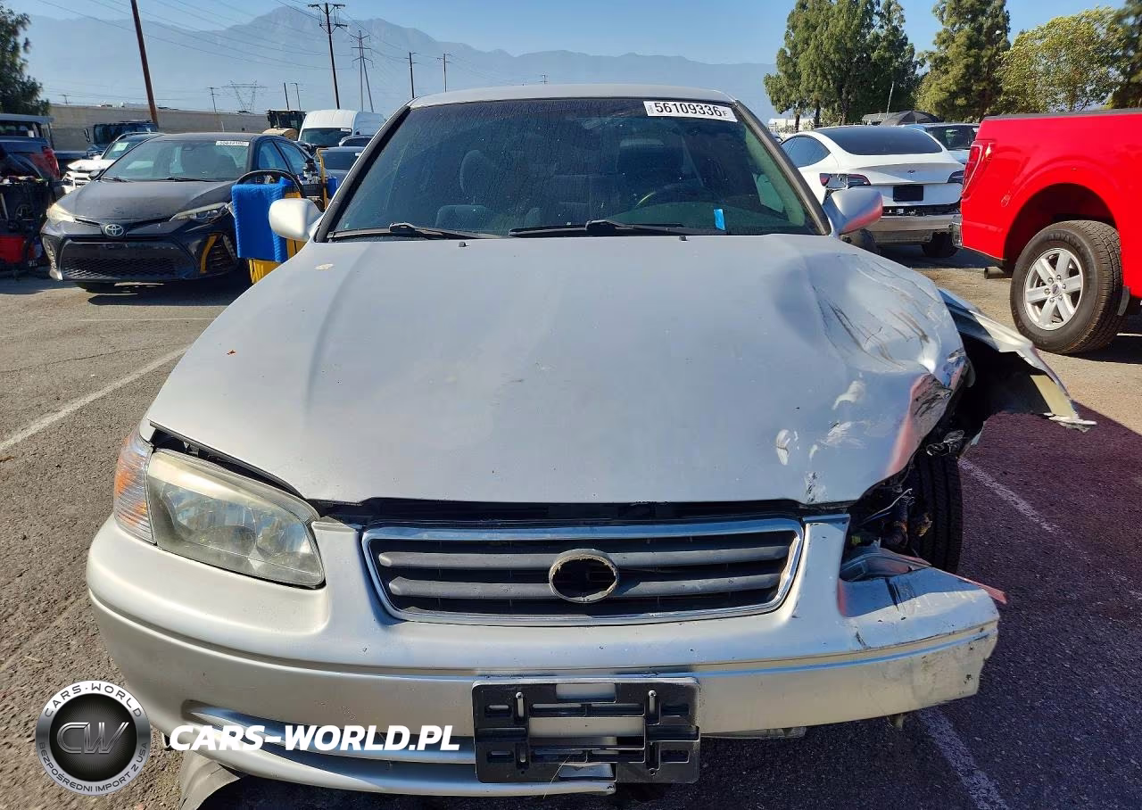 2000 Toyota Camry Ce VIN:4T1BG22K4YU696764 - 5