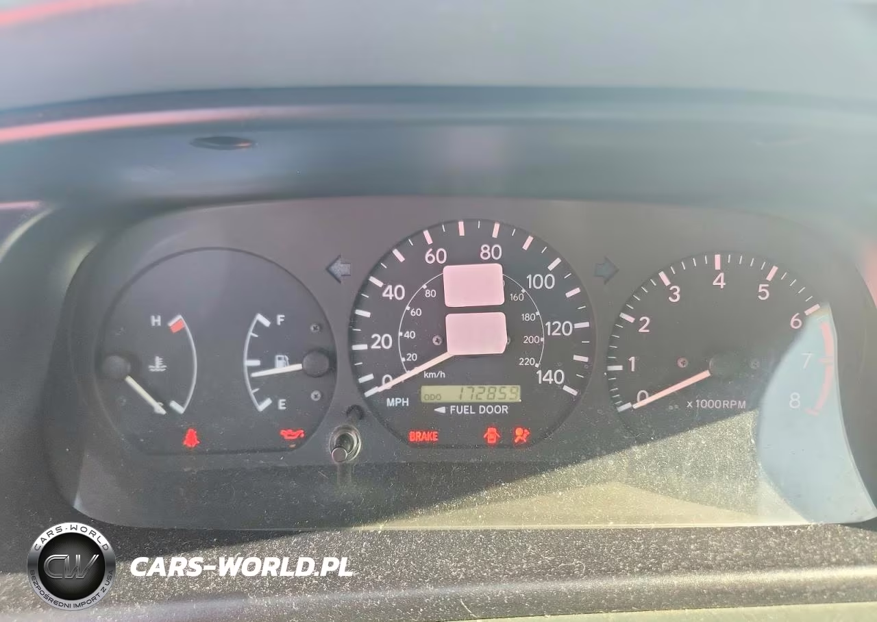 2000 Toyota Camry Ce VIN:4T1BG22K4YU696764 - 9