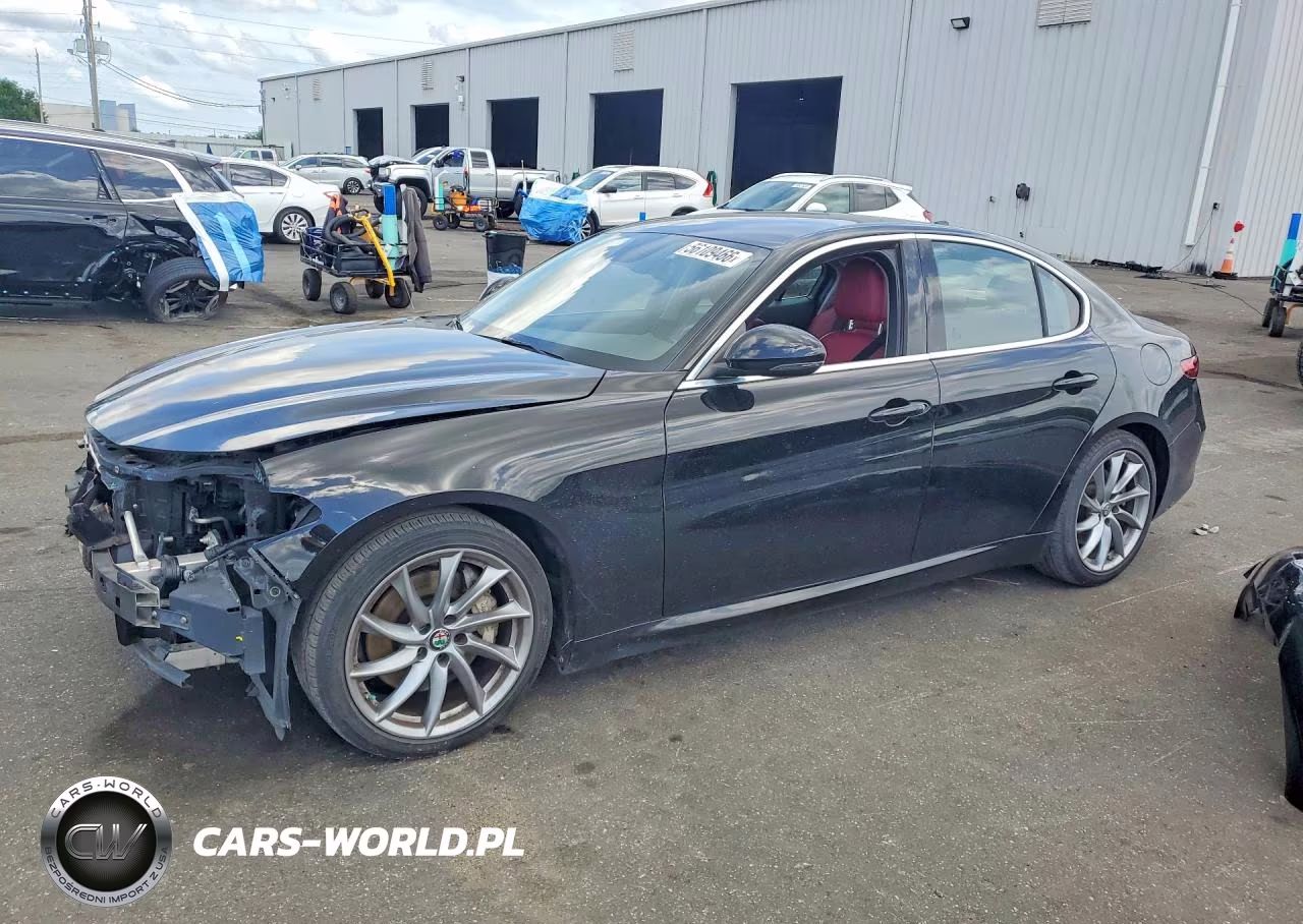 2017 Alfa Romeo Giulia – zdjęcie 1 z 13