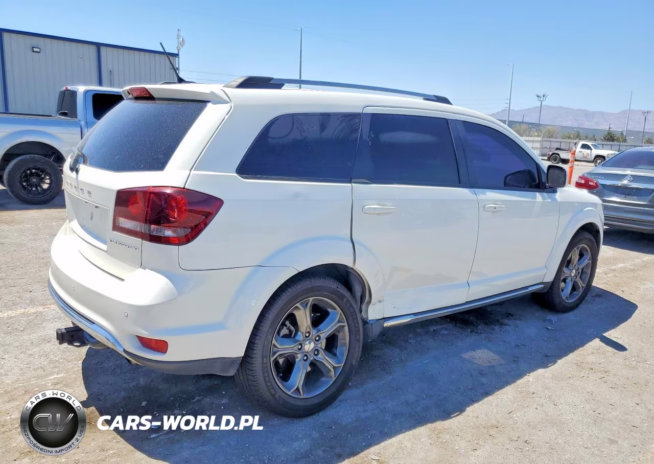 2015 Dodge Journey Crossroad VIN:3C4PDCGB8FT737387 - 3
