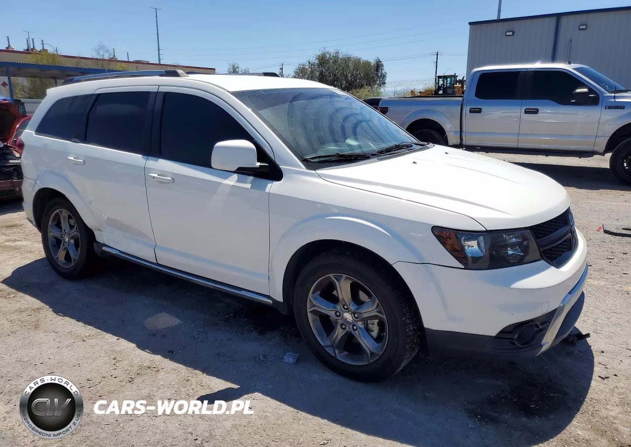 2015 Dodge Journey Crossroad VIN:3C4PDCGB8FT737387 - 4