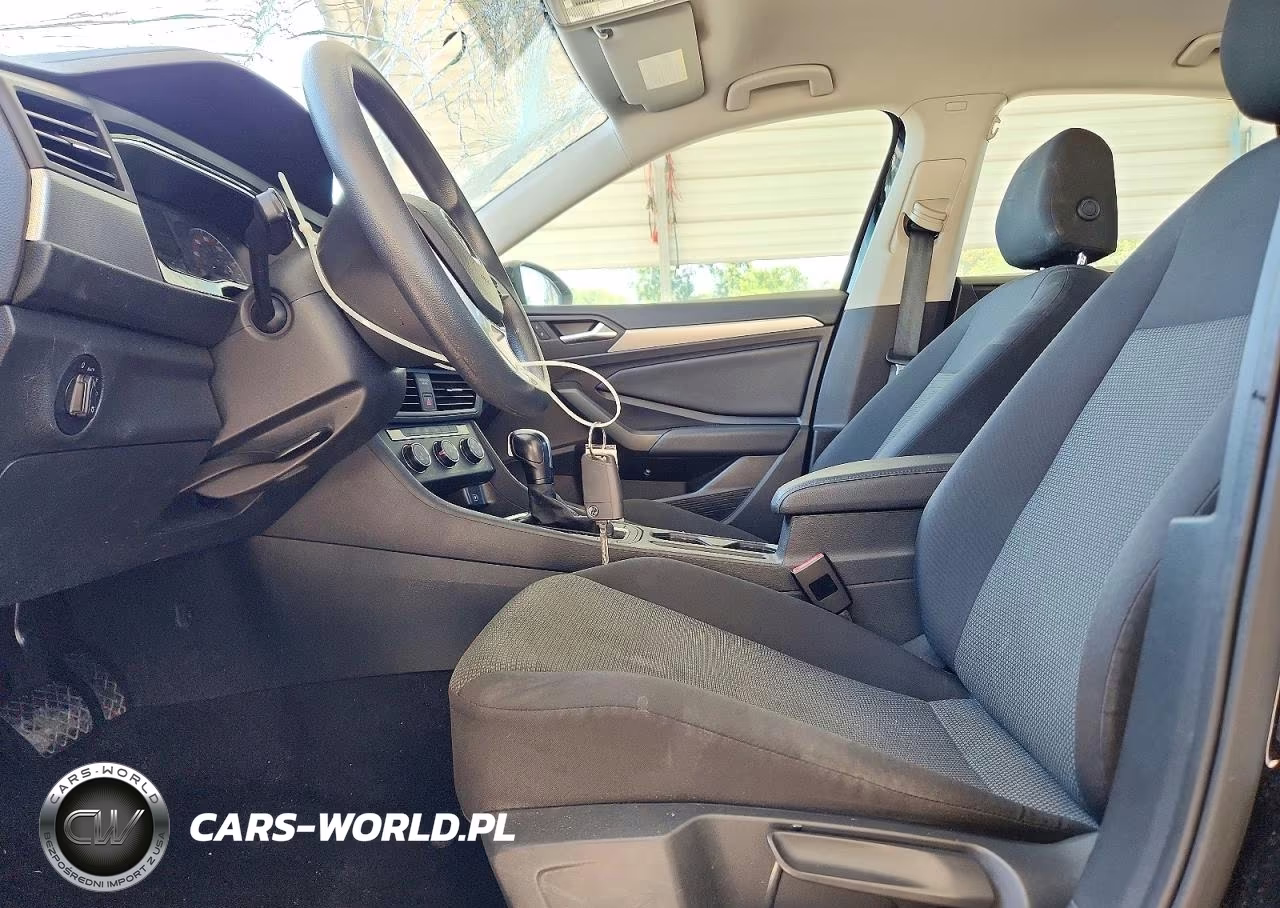 2019 Volkswagen Jetta S VIN:3VWC57BU6KM205973 - 7