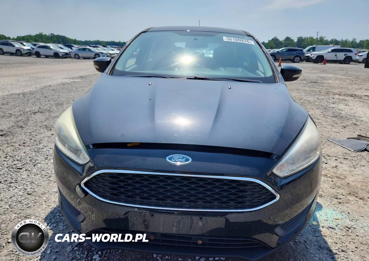 2015 Ford Focus Se VIN:1FADP3K25FL355658 - 5