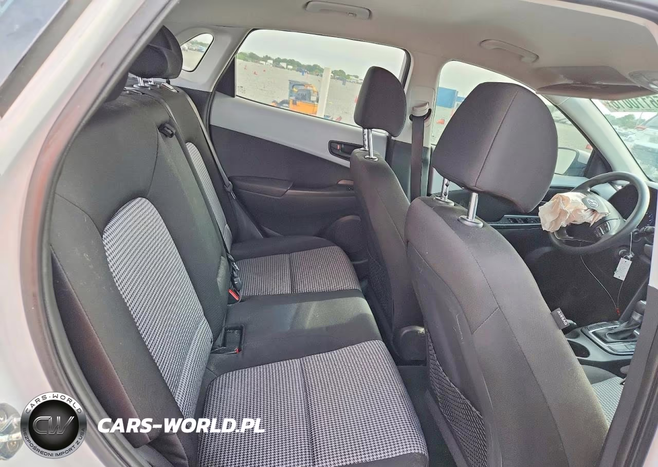 2021 Hyundai Kona Se VIN:KM8K12AA0MU657741 - 10