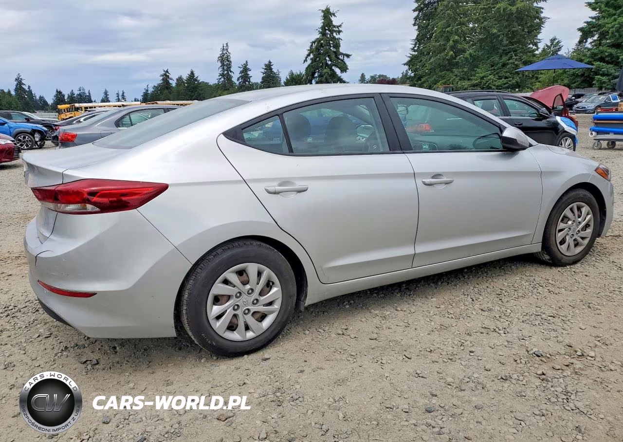 2018 Hyundai Elantra Se VIN:5NPD74LF7JH342263 - 3