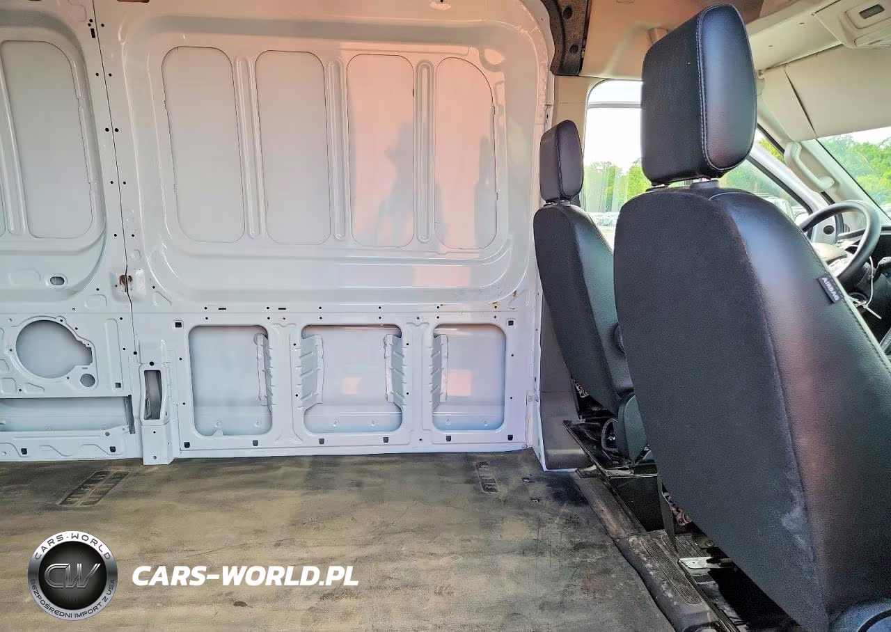 2024 Ford Transit T-250 VIN:1FTBR1C81RKA14951 - 11