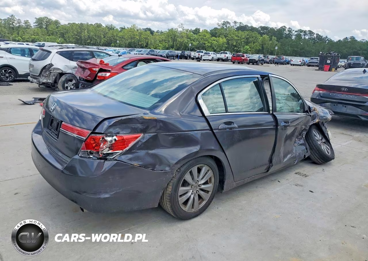 2011 Honda Accord Ex VIN:1HGCP2F73BA023344 - 3