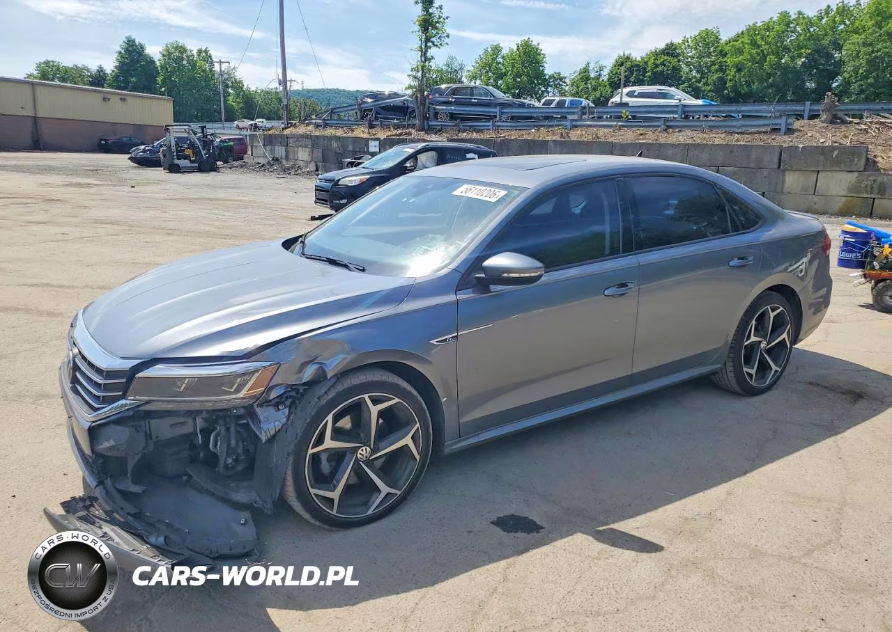 2020 Volkswagen Passat R-Line – zdjęcie 1 z 12