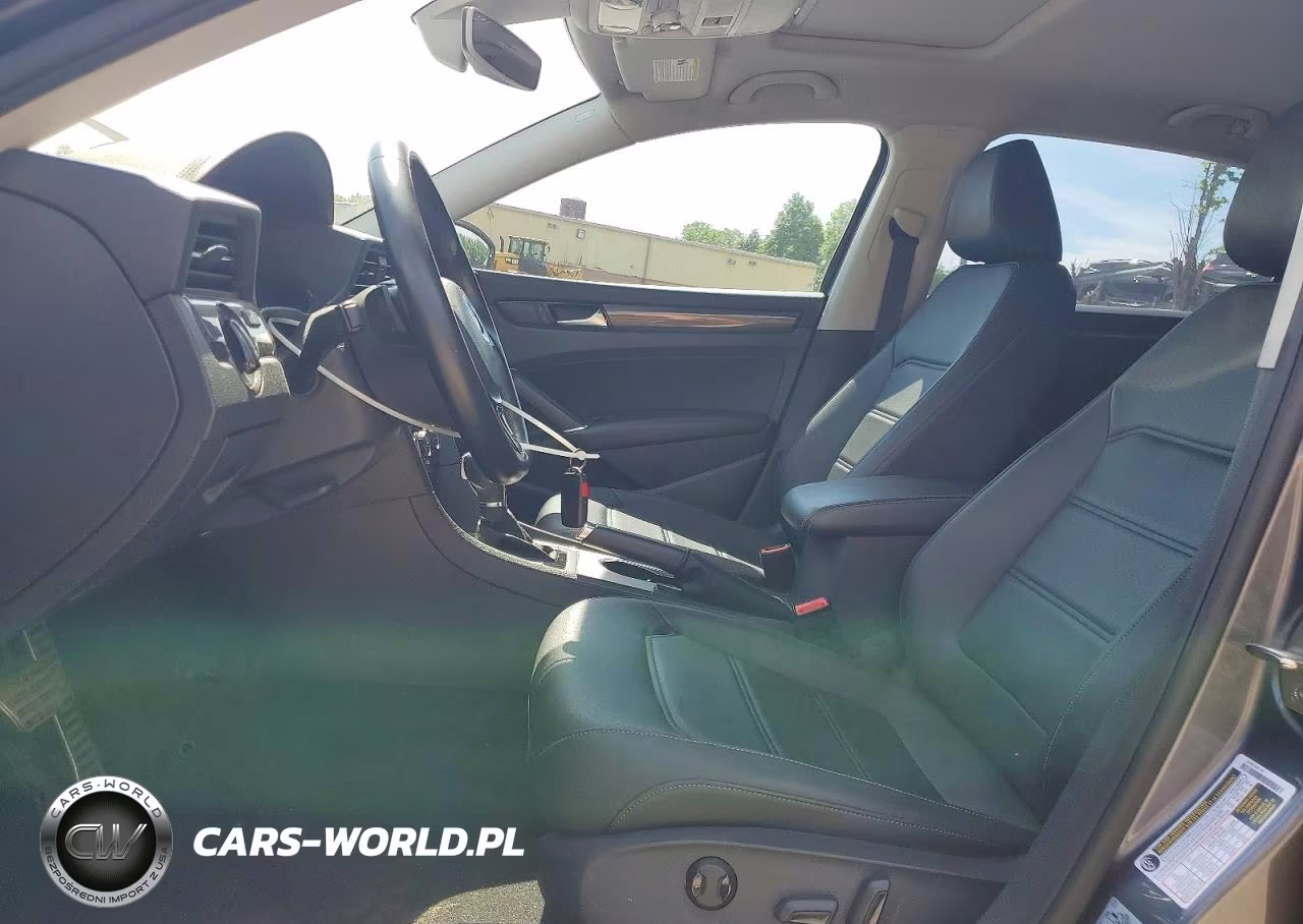 2020 Volkswagen Passat R-Line VIN:1VWMA7A33LC015933 - 7