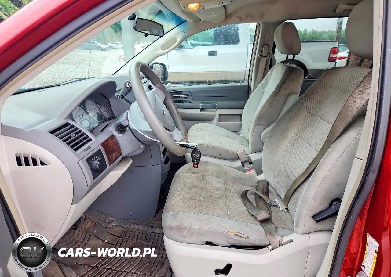 2010 Chrysler Town & Country Lx VIN:2A4RR4DEXAR137636 - 7