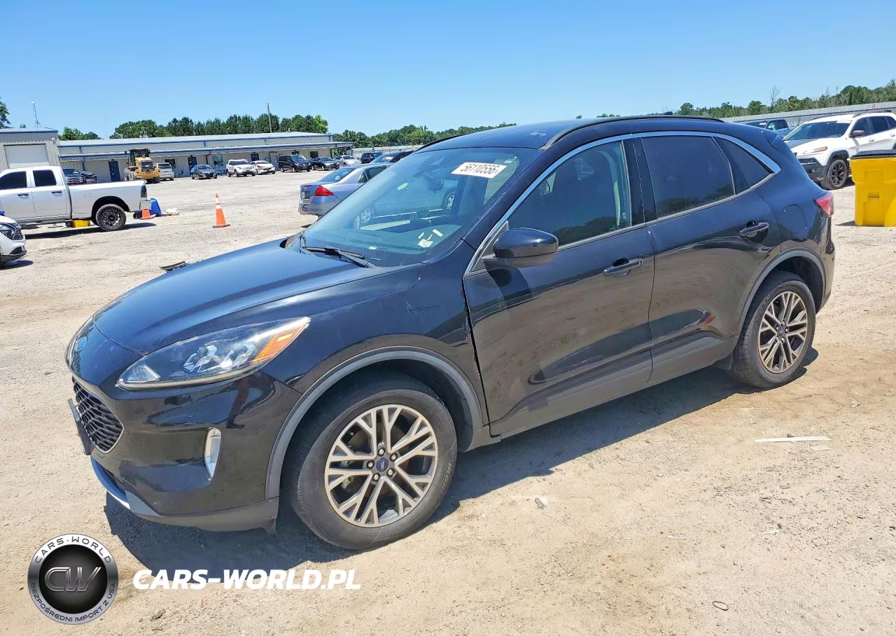 2020 Ford Escape Sel