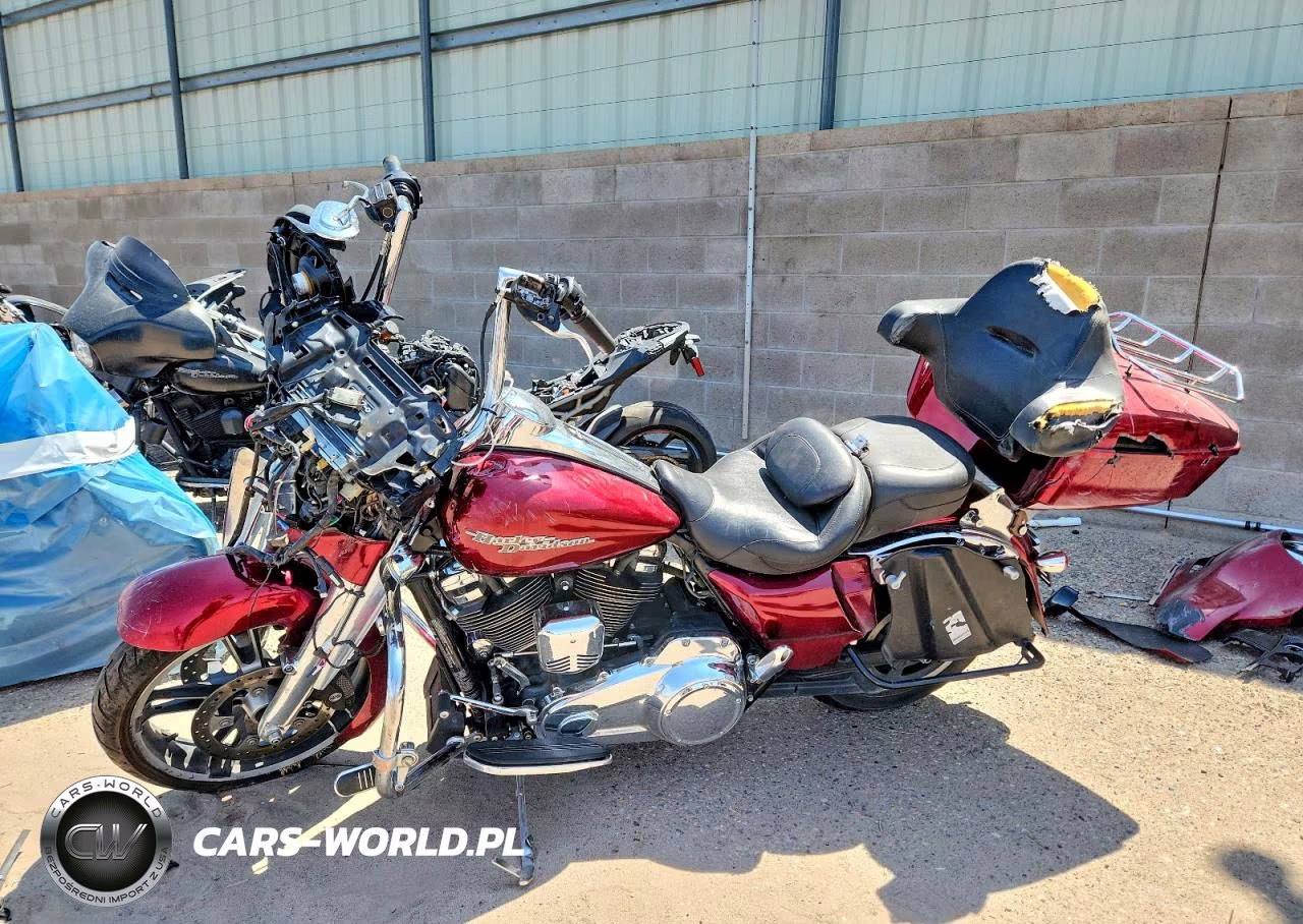2017 Harley-Davidson Flhxs Street Glide Special VIN:1HD1KRC11HB647724 - 3