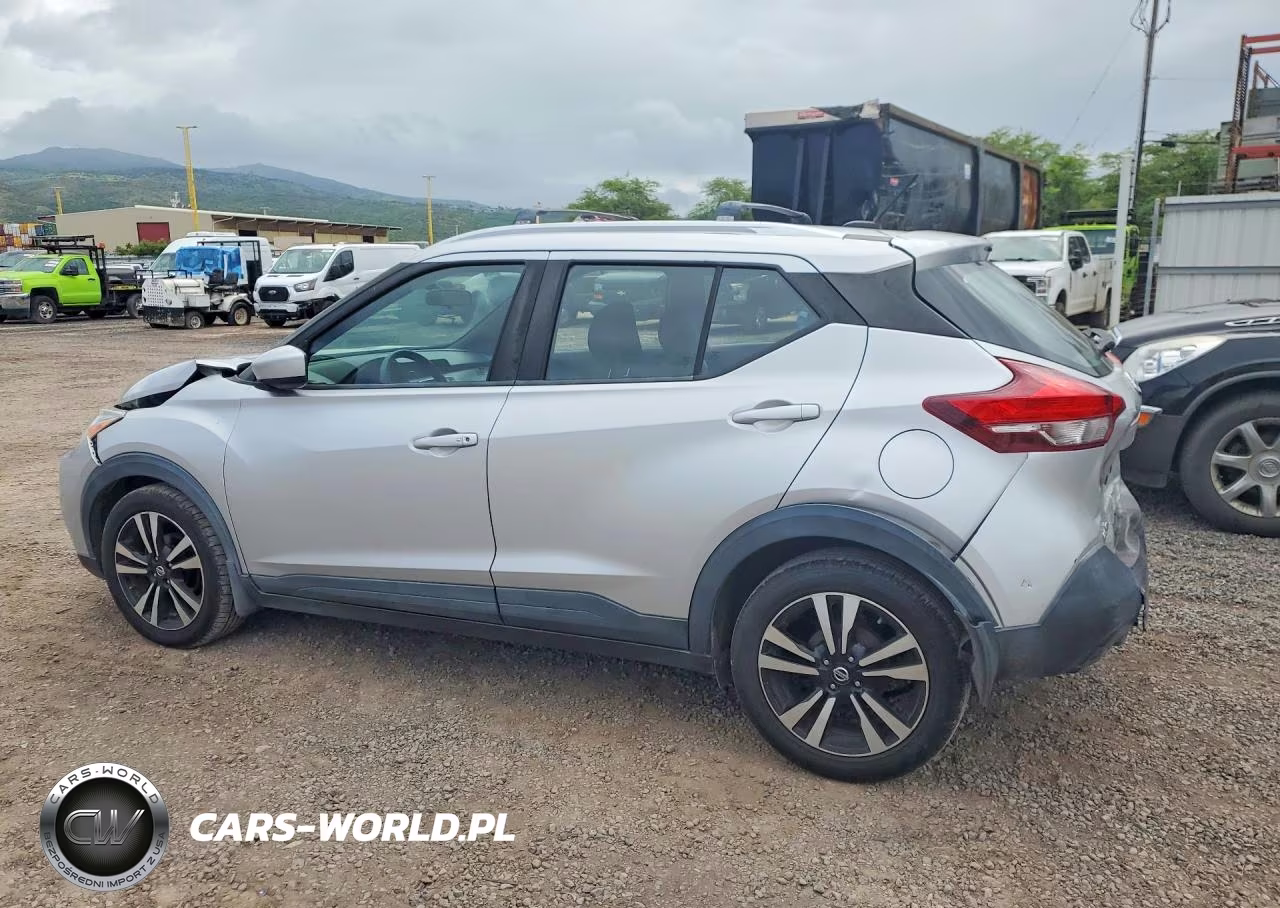 2019 Nissan Kicks Sv VIN:3N1CP5CU7KL492507 - 2