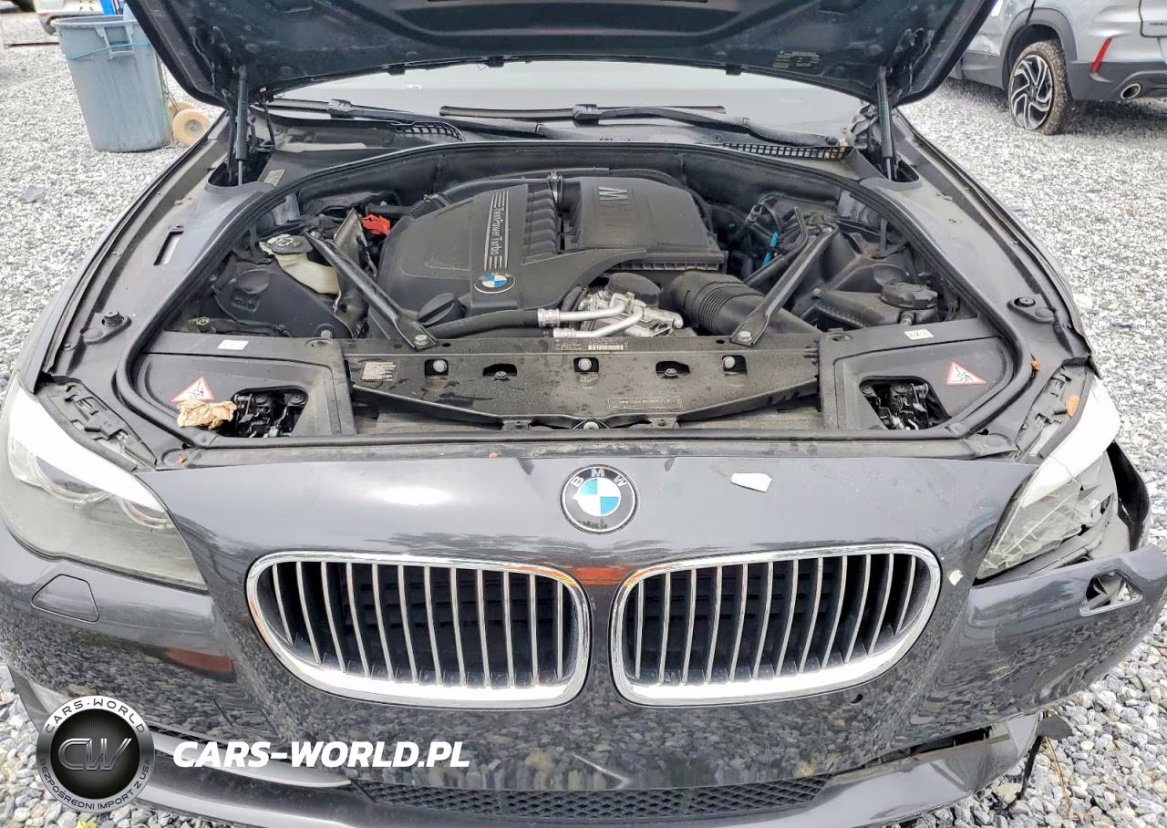 2011 BMW 5 Series VIN:WBAFR7C50BC802935 - 11