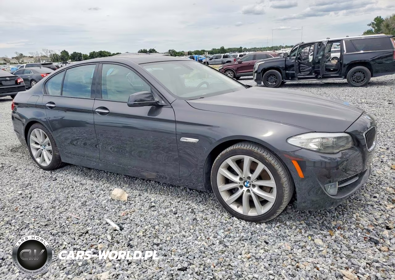 2011 BMW 5 Series VIN:WBAFR7C50BC802935 - 4