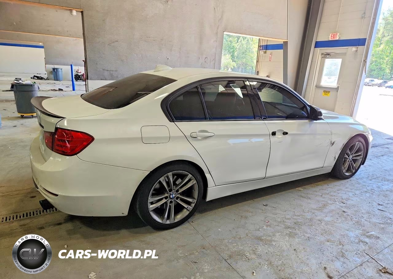 2013 BMW 335 I VIN:WBA3A9G53DNP37618 - 3