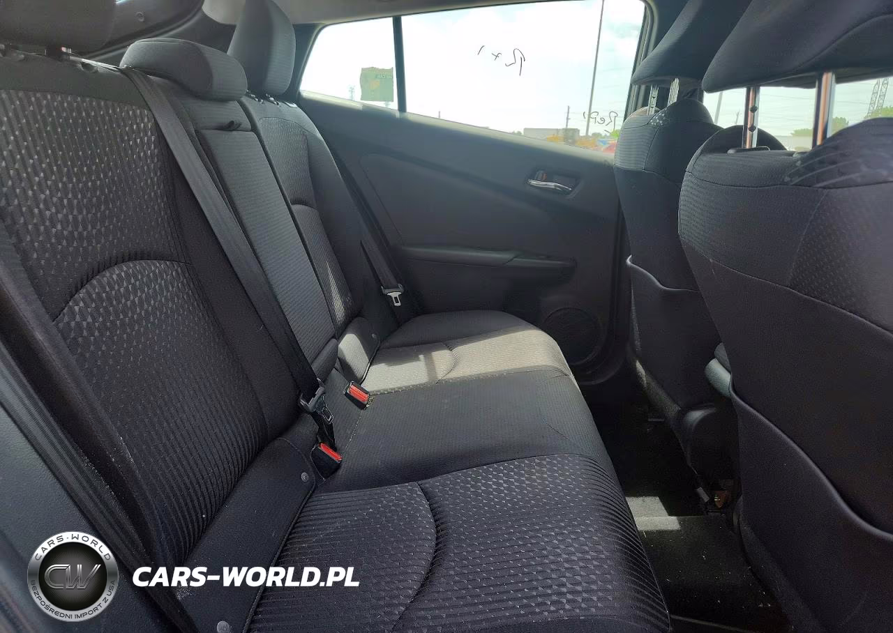2018 Toyota Prius Two VIN:JTDKBRFU4J3584064 - 10
