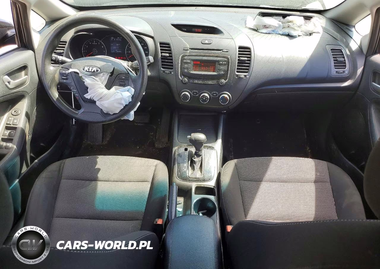 2017 Kia Forte Lx VIN:KNAFK5A83H5696855 - 8