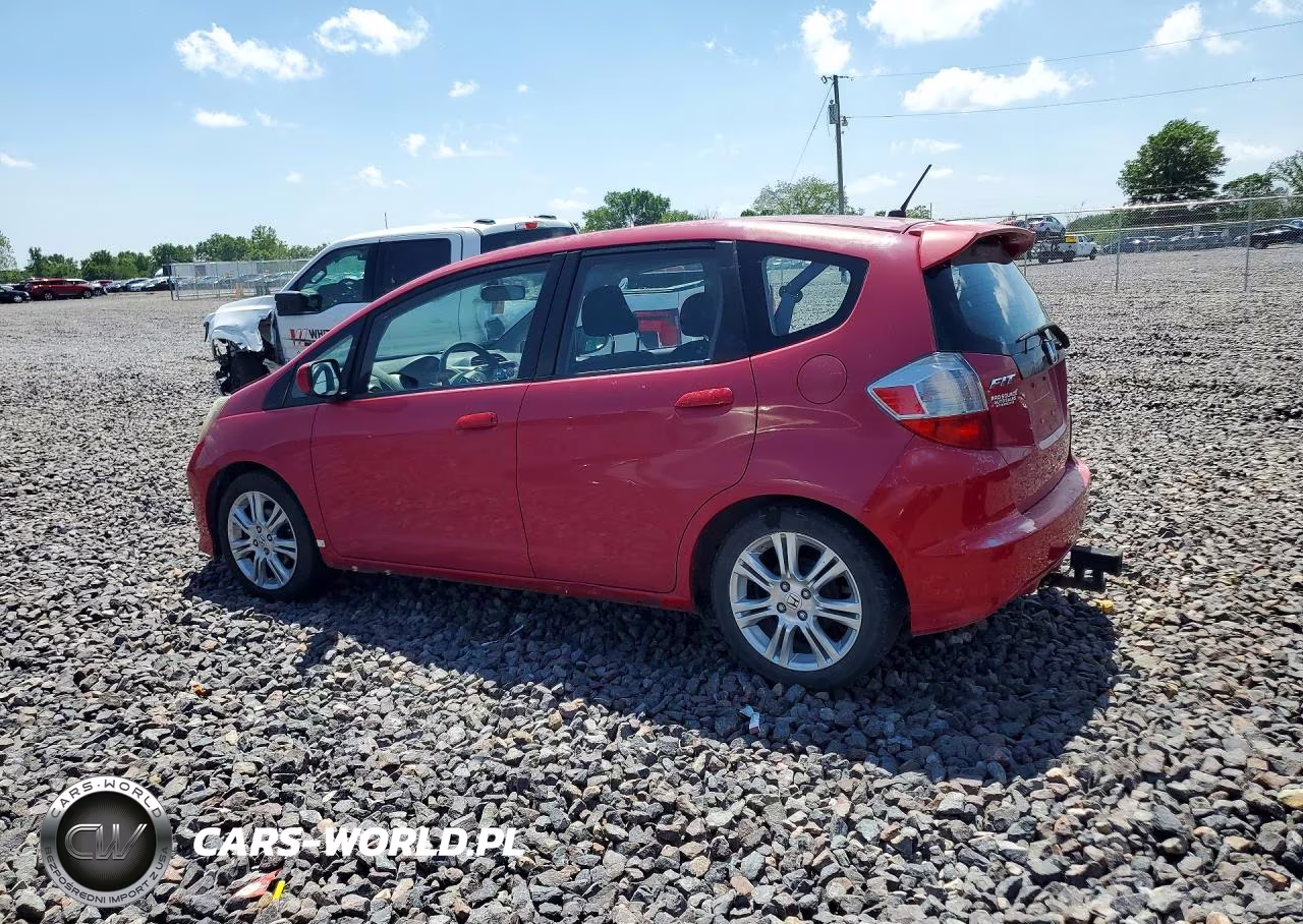 2010 Honda Fit Sport VIN:JHMGE8H48AS002251 - 2