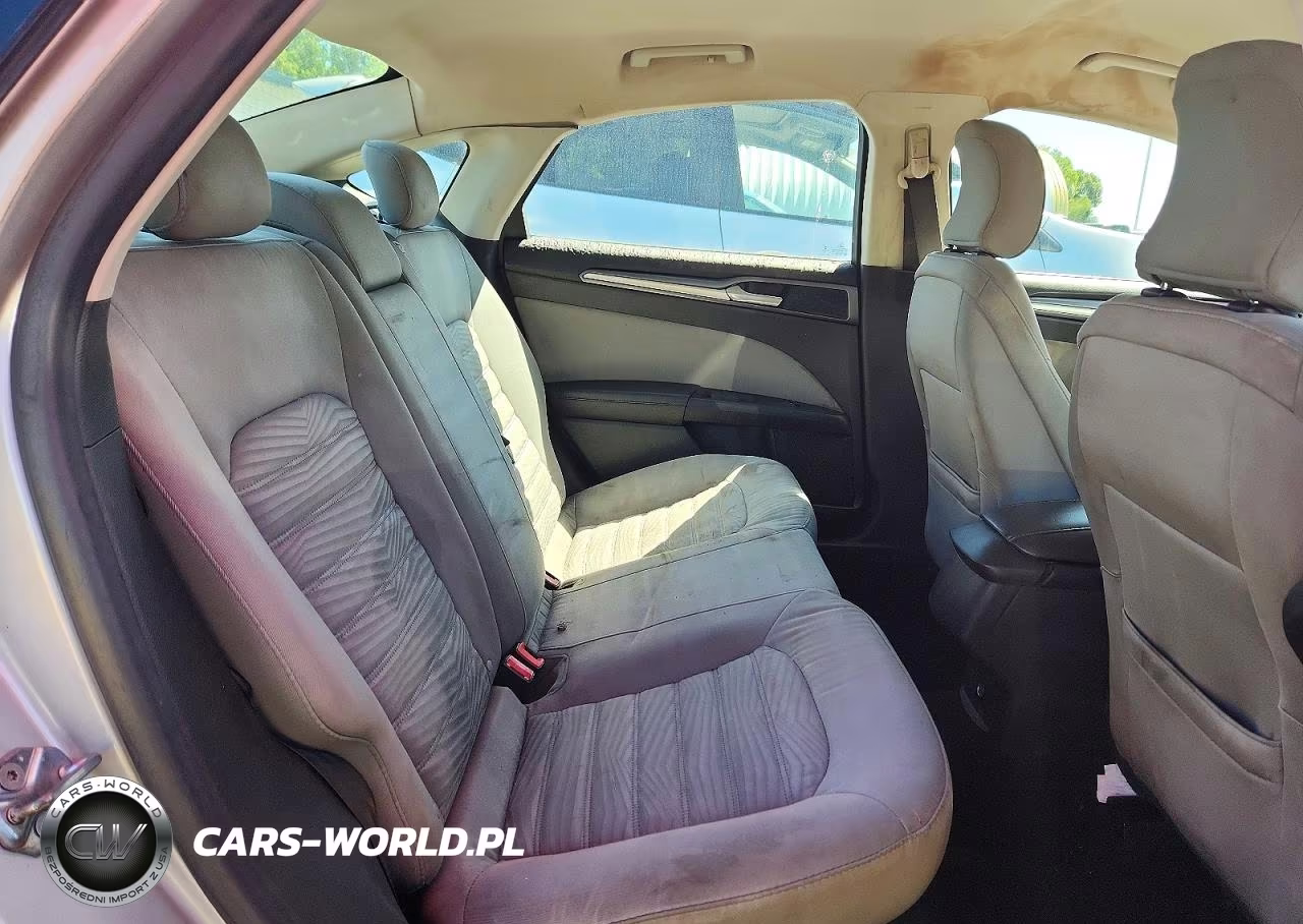 2016 Ford Fusion S VIN:3FA6P0G70GR323537 - 10