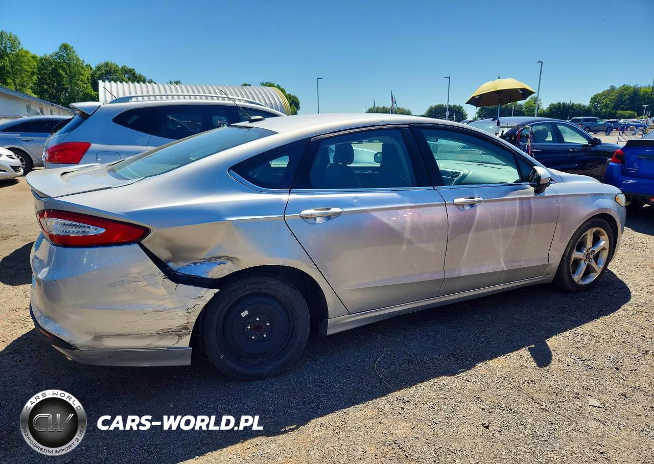 2016 Ford Fusion S VIN:3FA6P0G70GR323537 - 3