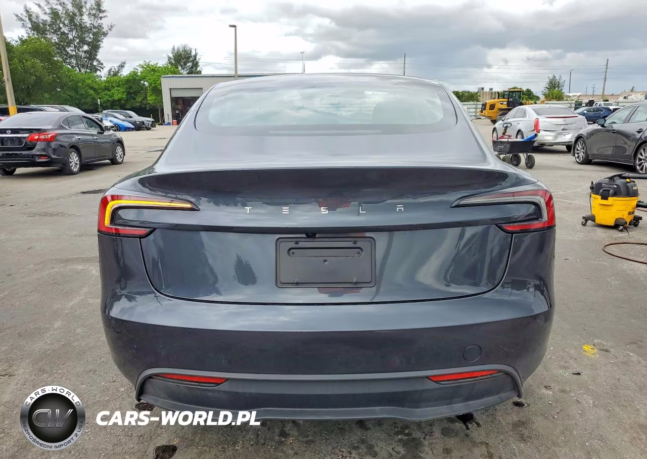2025 Tesla Model 3 VIN:5YJ3E1EA2SF035987 - 6
