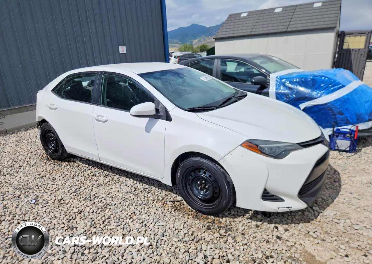 2019 Toyota Corolla Le VIN:2T1BURHE1KC223934 - 4
