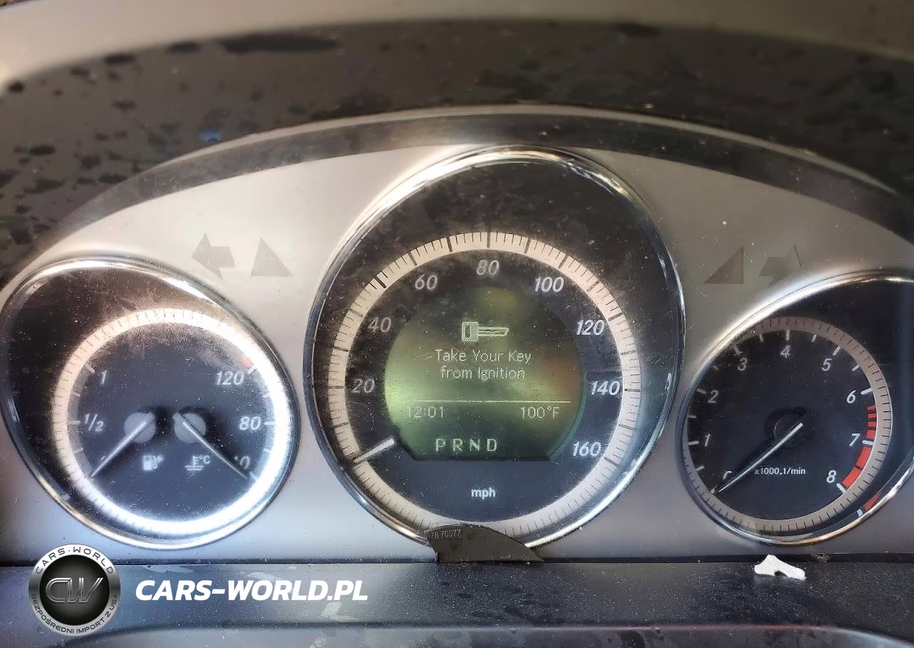 2010 Mercedes-Benz C 300 4Matic VIN:WDDGF8BBXAR104928 - 9