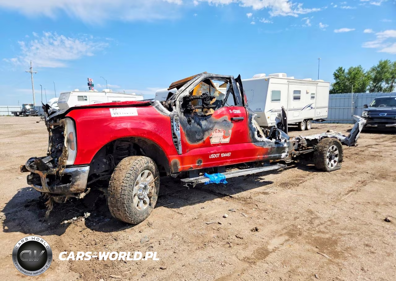 2023 Ford F250 Super Duty – zdjęcie 1 z 12