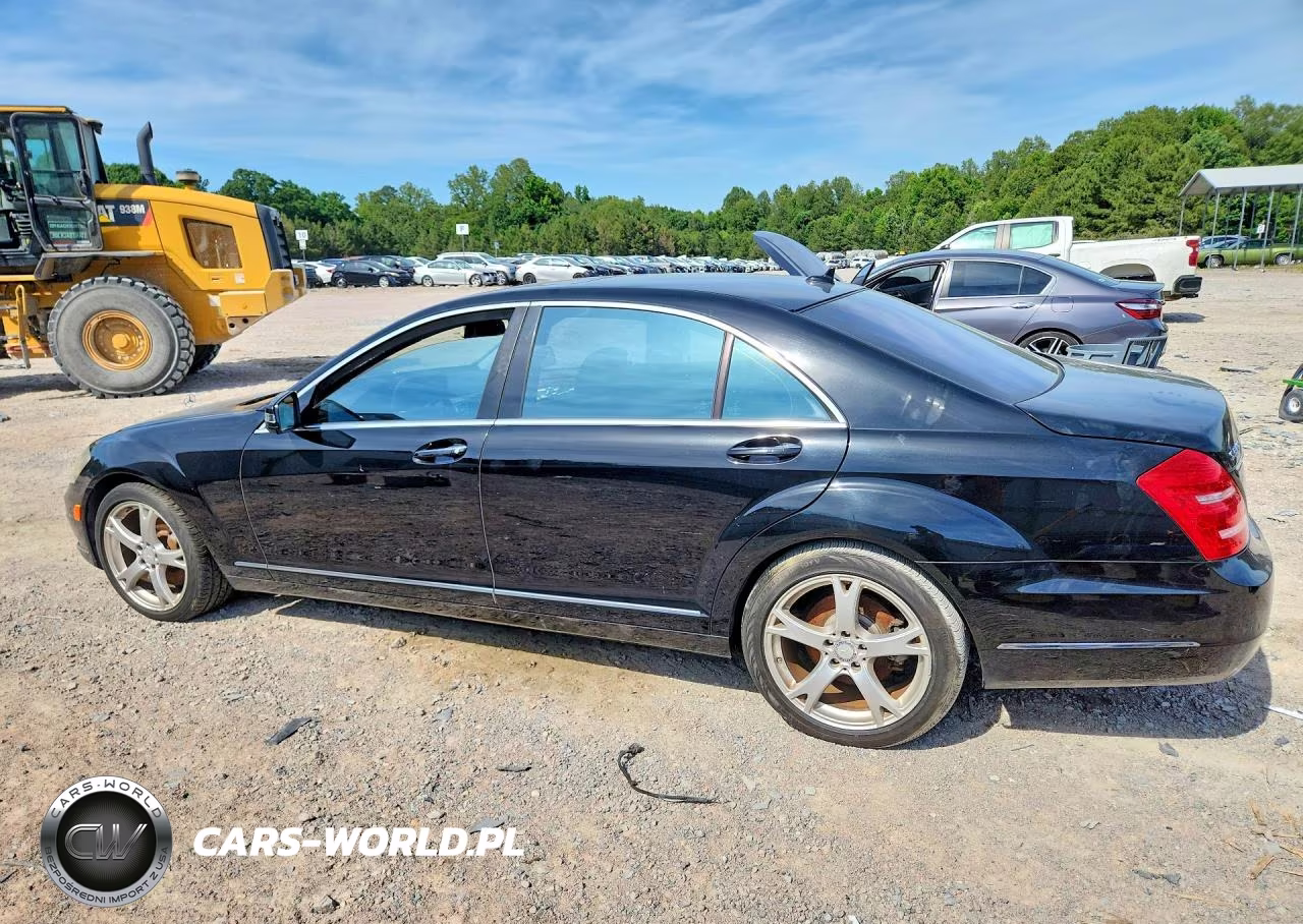 2013 Mercedes-Benz S 550 VIN:WDDNG7DB3DA510807 - 2
