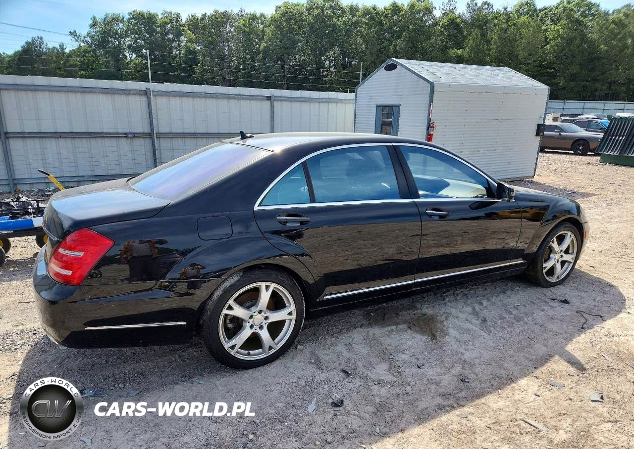 2013 Mercedes-Benz S 550 VIN:WDDNG7DB3DA510807 - 3