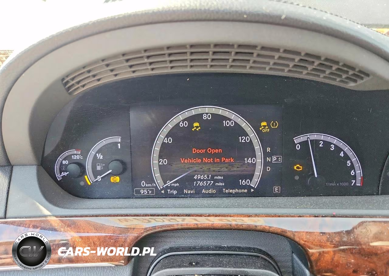 2013 Mercedes-Benz S 550 VIN:WDDNG7DB3DA510807 - 9